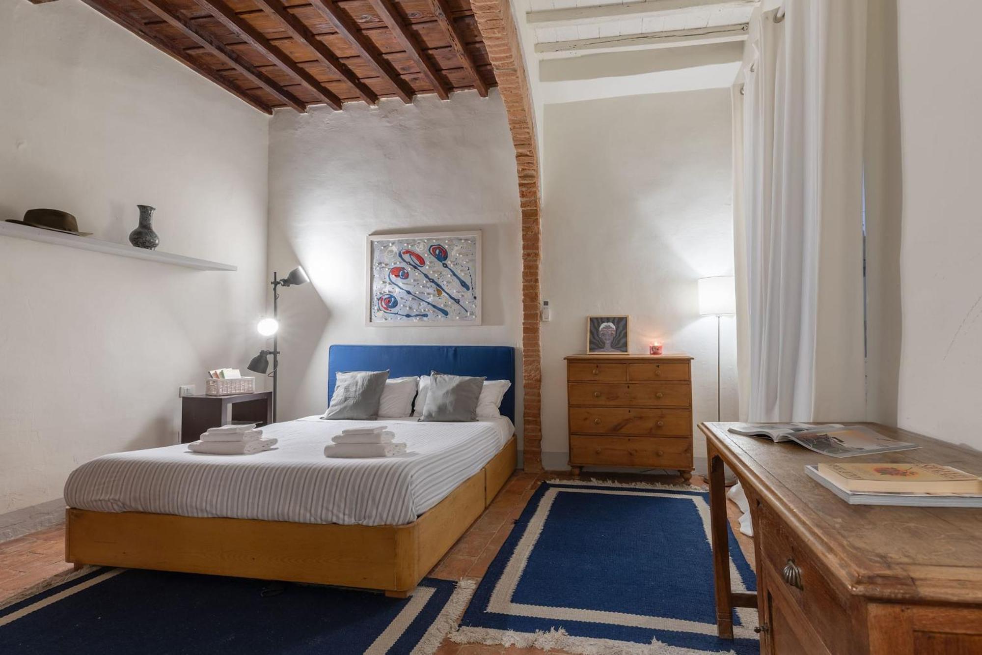 Santo Spirito Suite-Hosted By Sweetstay Флоренция Экстерьер фото