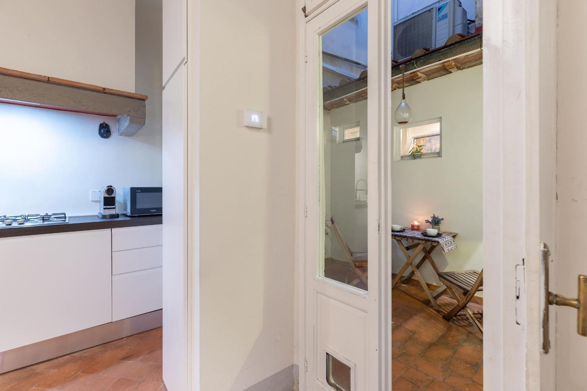 Santo Spirito Suite-Hosted By Sweetstay Флоренция Экстерьер фото